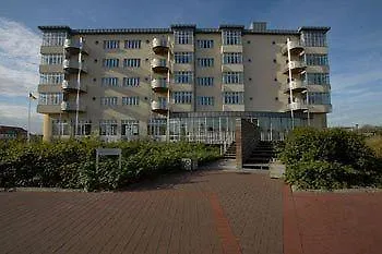 C Aparthotel Zon En Zee 3*